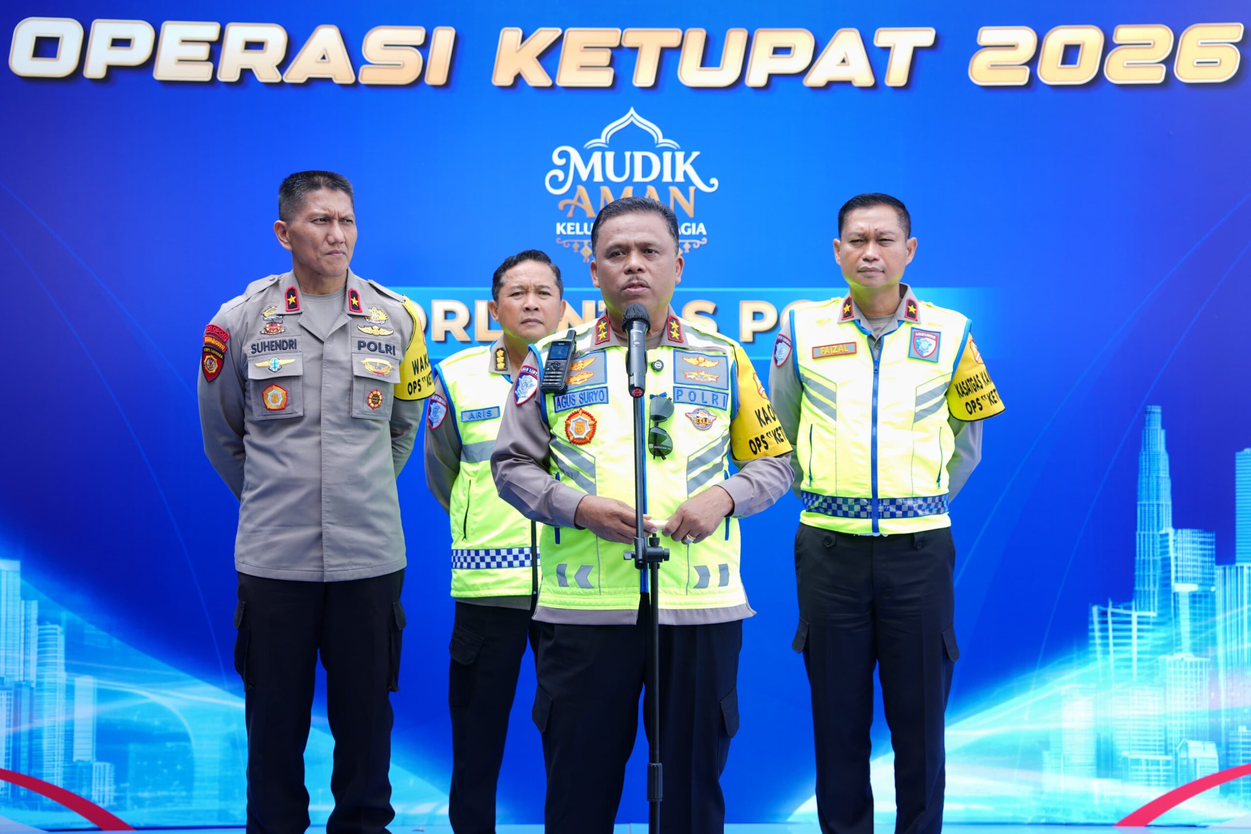 Kakorlantas Irjen Pol. Agus Suryonugroho memastikan arus mudik Lebaran dalam Operasi Ketupat tahun ini berjalan aman